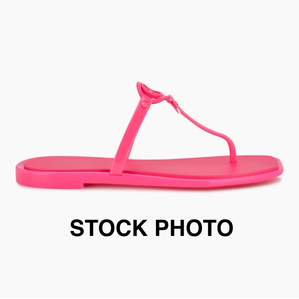 Nine West Hot Pink Jelly Thong Sandals Women’s Size 5 NEW Flip Flops Barbiecore - Picture 9 of 10